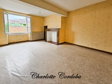 NÉRAC CENTRE : Maison de ville de 105 m² habitables + 65 m² de combles aménageables