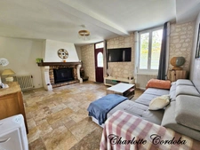 🏡 Maison de plain-pied 3 pièces rénovée avec jardin de 610 m² et double garage – Le calme à deux pas des commodités !