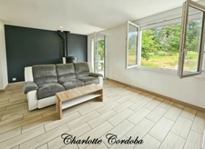 🏡 Maison entièrement rénovée – 2 chambres, possibilité 3 – Double garage à Xaintrailles
