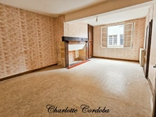 NÉRAC CENTRE : Maison de ville de 105 m² habitables + 65 m² de combles aménageables