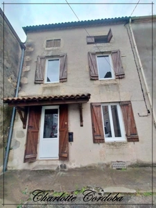 Rented townhouse – 68 m² living space – Casteljaloux center – Profitability 6.23%
