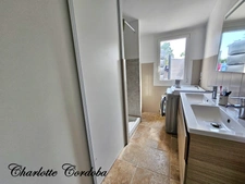 🏡 Maison de plain-pied 3 pièces rénovée avec jardin de 610 m² et double garage – Le calme à deux pas des commodités !