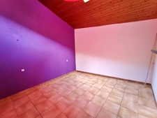 Maison de charme à 50 m du Lot avec mezzanine et terrasse