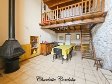 Maison familiale en pierre de 174 m² avec grand terrain et dépendances – Fort potentiel FEUGAROLLES (47)