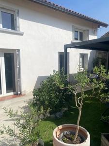Belle maison de ville rénovée de 198 m²