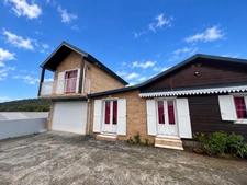 Maison à vendre 5 pièces LES MAKES (974)