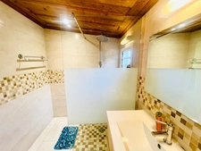 Maison à vendre 5 pièces LES MAKES (974)