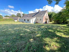 Maison longère 8 pièces à vendre PLURIEN (22)