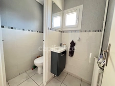 Maison 5 pièces sur sous sol avec grand garage supplémentaire à vendre  SAINT BRIEUC (22)