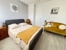 Maison 5 pièces sur sous sol avec grand garage supplémentaire à vendre  SAINT BRIEUC (22)