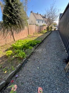 Maison 5 pièces sur sous sol avec grand garage supplémentaire à vendre  SAINT BRIEUC (22)