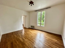 Dpt Yvelines (78), à louer SAINT REMY LES CHEVREUSE appartement - 2 chambres - 62 m2   