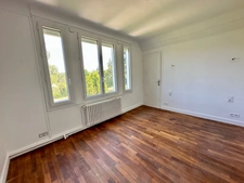 Maison à louer 5 pièces GIF SUR YVETTE (91) - 158 m2 avec jardin.