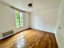 Dpt Yvelines (78), à louer SAINT REMY LES CHEVREUSE appartement - 2 chambres - 62 m2   