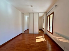 MAISON DE VILLE – 3 CHAMBRES – GARAGE & ATELIER – GOMETZ-LA-VILLE