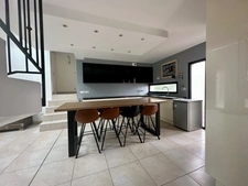 Dpt Essonne (91), à vendre GIF SUR YVETTE - Maison d'architecte de 190 m² - 6 chambres - Terrain de 540 m²