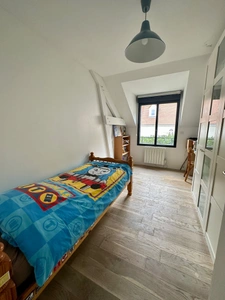 Dpt Essonne (91), à vendre GIF SUR YVETTE - Maison d'architecte de 190 m² - 6 chambres - Terrain de 540 m²
