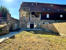 Duplex 100 m2 en rez-de-jardin à vendre 3 pièces FORGES LES BAINS (91)