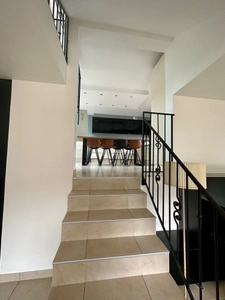 Dpt Essonne (91), à vendre GIF SUR YVETTE - Maison d'architecte de 190 m² - 6 chambres - Terrain de 540 m²