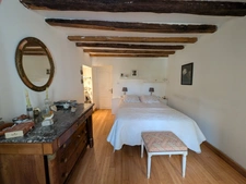 SOUS COMPROMIS Vente en exclusivité – Maison ancienne typique avec jardin dans le centre de Vitry-aux-Loges