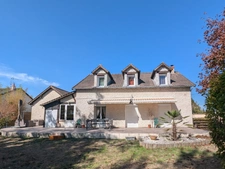 Maison familiale avec jardin à CHECY (45)
