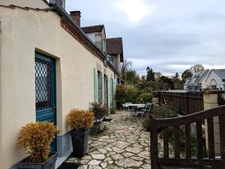 SOUS COMPROMIS Vente en exclusivité – Maison ancienne typique avec jardin dans le centre de Vitry-aux-Loges
