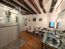 SOUS COMPROMIS Vente en exclusivité – Maison ancienne typique avec jardin dans le centre de Vitry-aux-Loges