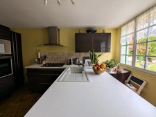 SOUS COMPROMIS Vente en exclusivité – Maison ancienne typique avec jardin dans le centre de Vitry-aux-Loges