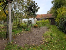 SOUS COMPROMIS Vente en exclusivité – Maison ancienne typique avec jardin dans le centre de Vitry-aux-Loges