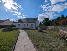 SOUS COMPROMIS Maison familiale 5 pièces 4 chambres CHATEAUNEUF SUR LOIRE (45)