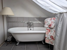 SOUS COMPROMIS Vente en exclusivité – Maison ancienne typique avec jardin dans le centre de Vitry-aux-Loges