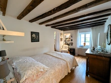 SOUS COMPROMIS Vente en exclusivité – Maison ancienne typique avec jardin dans le centre de Vitry-aux-Loges