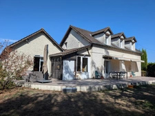 Maison familiale avec jardin à CHECY (45)