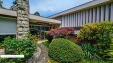Dpt Haute Savoie (74), à vendre  maison P10 de 310 m² - Terrain de 1 480,00 m² - Plain pied