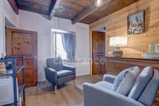 En Savoie (73), Vallée de la Maurienne, à vendre Grange rénovée, Vue dégagée  
