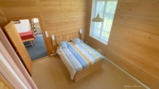 SAVOIE (73), à vendre vallée de La Maurienne, maison atypique, terrain 4000m², Gîte