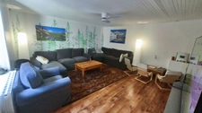 En Savoie (73), à vendre Vallée de La Maurienne, maison P8 rénovée, cave, voutes, terrain, combles, stations de ski, 3 vallées