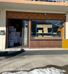 START YOUR BUSINESS IN THE HEART OF THE RESORT – PREMISES AVAILABLE!