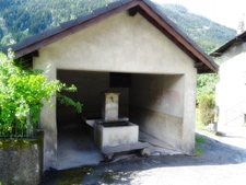 En Savoie (73), à vendre Vallée de La Maurienne, maison P8 rénovée, cave, voutes, terrain, combles, stations de ski, 3 vallées