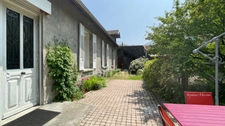 SAVOIE (73), à vendre vallée de La Maurienne, maison atypique, terrain 4000m², Gîte