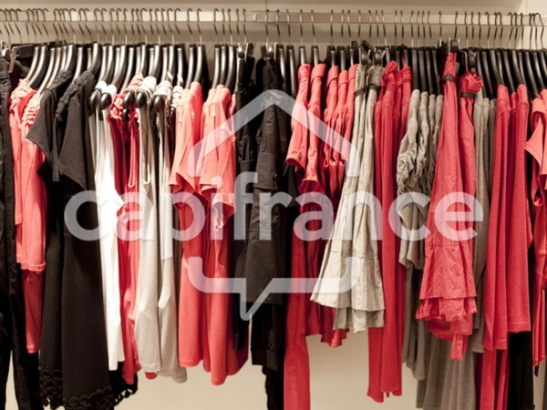 Fonds de commerce à vendre SAINT JEAN DE MAURIENNE, Boutique, Centre ville