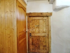 En Savoie (73), à vendre Vallée de La Maurienne, maison P8 rénovée, cave, voutes, terrain, combles, stations de ski, 3 vallées