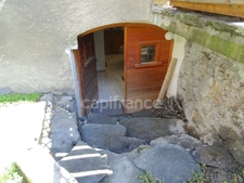 En Savoie (73), à vendre Vallée de La Maurienne, maison P8 rénovée, cave, voutes, terrain, combles, stations de ski, 3 vallées