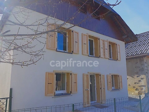 A VENDRE, Maison Individuelle 7 pièces  (73), Calme, Station de ski