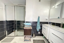 For sale in Maurienne, 6-room apartment, balcony, garage, cellar, secure residence