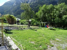 In Savoie (73), for sale in the Maurienne Valley, renovated P8 house, cellar, vaults, land, attic, ski resorts, 3 valleys