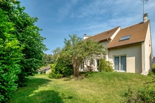 Maison d'architecte lumineuse avec dépendance