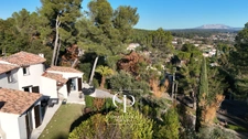 Venez vite faire une offre sans tarder. Villa de 6 pièces BOUC BEL AIR 