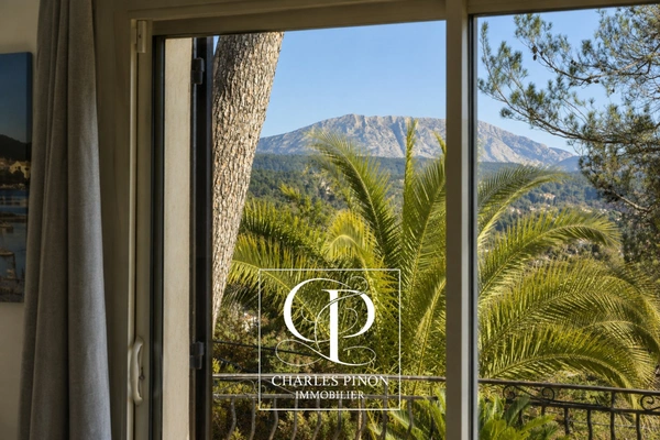 Venez vite faire une offre sans tarder. Villa de 6 pièces BOUC BEL AIR 