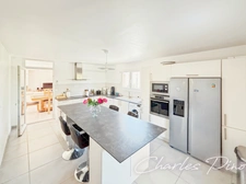 villa à vendre 7 pièces SAINT CANNAT à 20 mn d'Aix-en-Provence  (13)